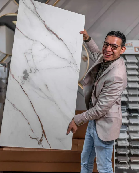 Showroom Sale of Countertop Material